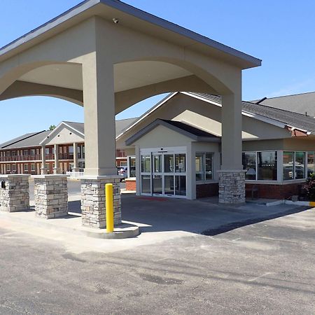 Baymont By Wyndham Effingham Hotel Exterior foto