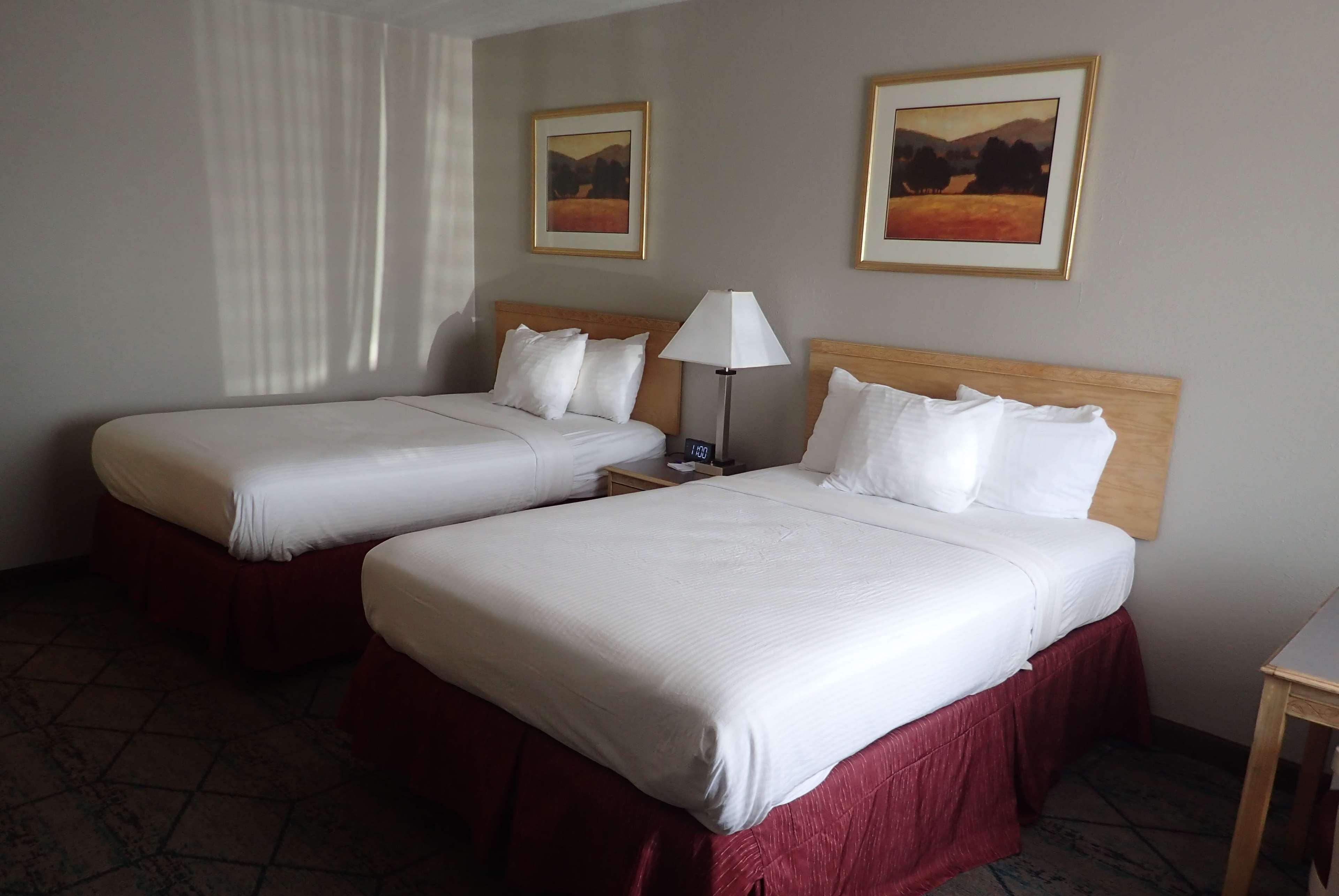 Baymont By Wyndham Effingham Hotel Exterior foto