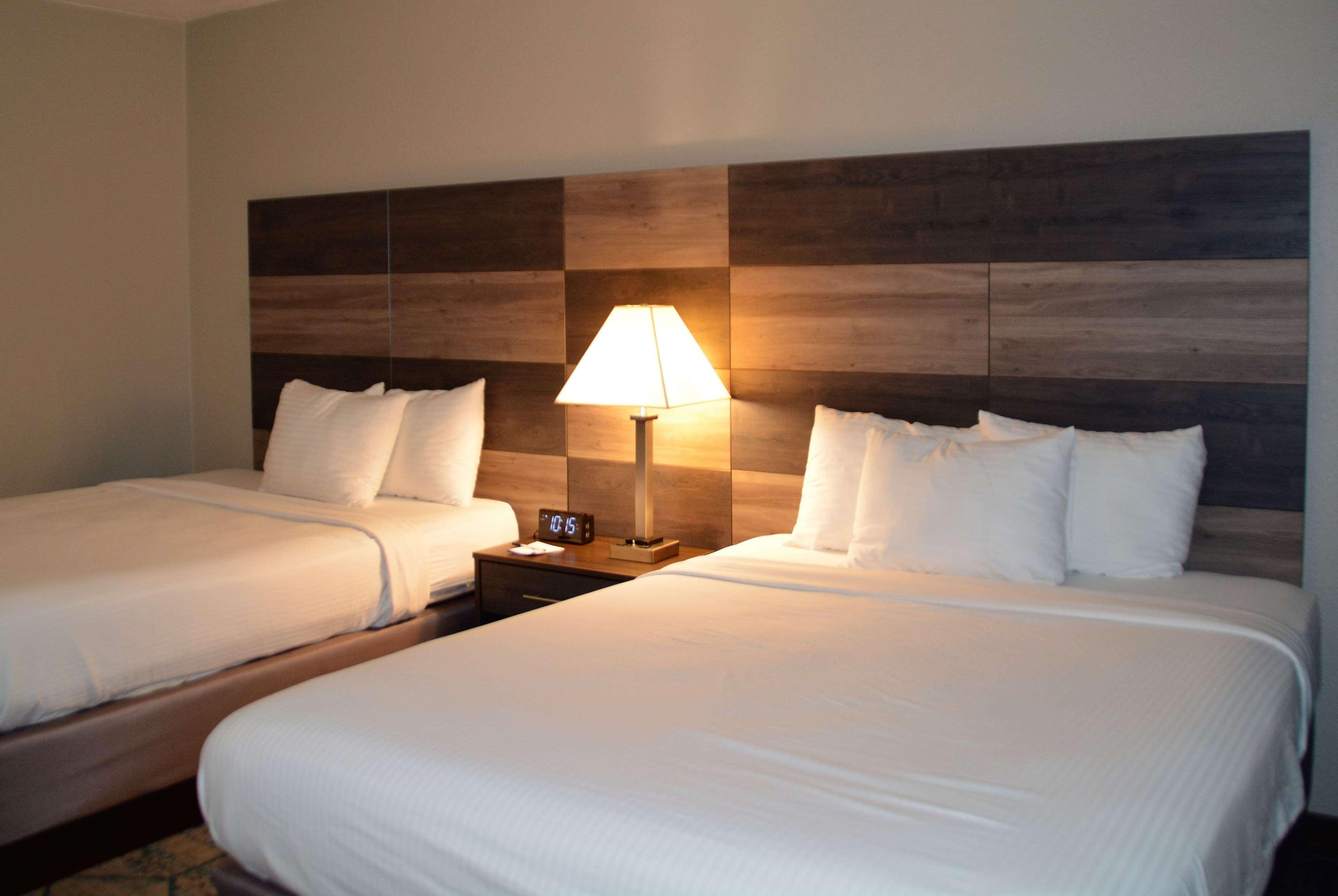 Baymont By Wyndham Effingham Hotel Exterior foto
