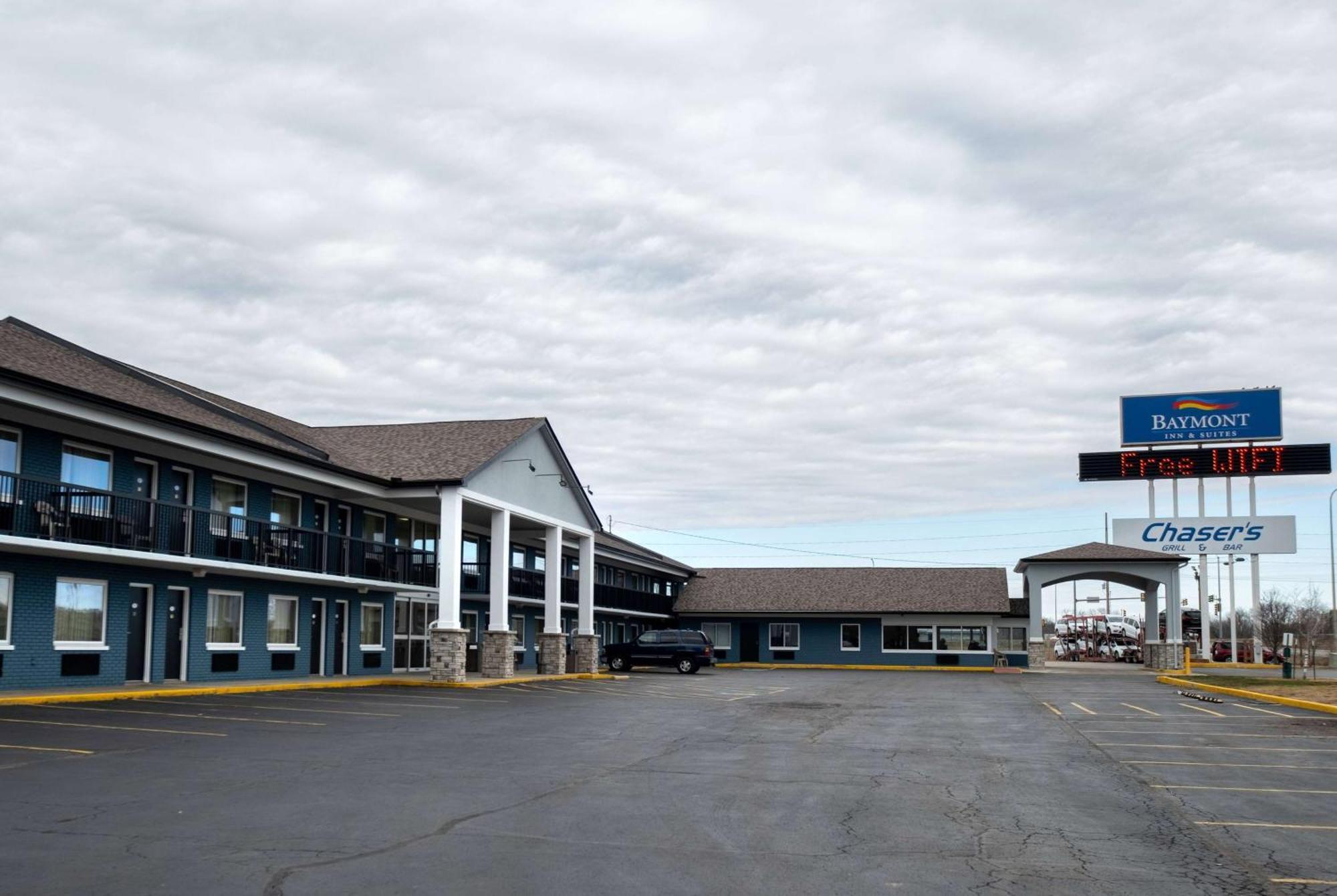 Baymont By Wyndham Effingham Hotel Exterior foto