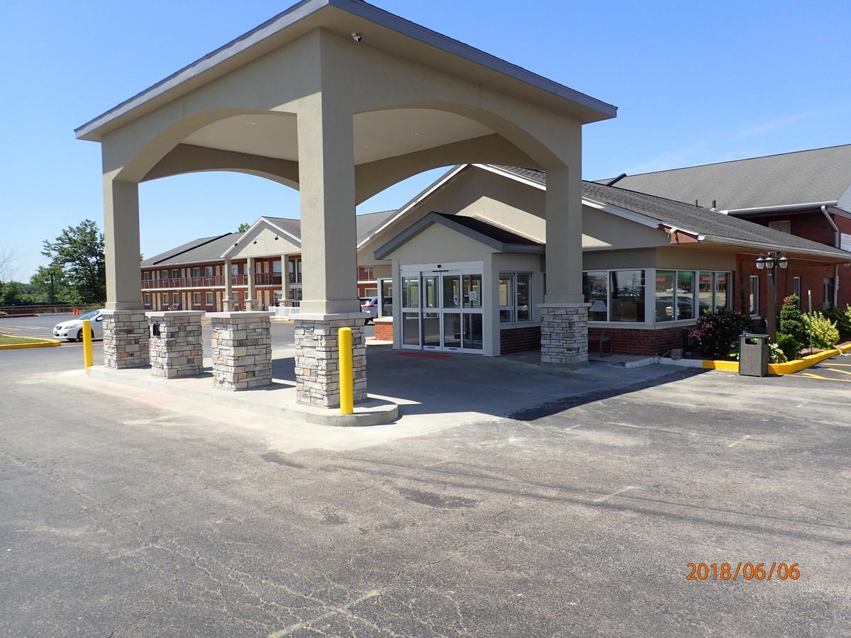 Baymont By Wyndham Effingham Hotel Exterior foto